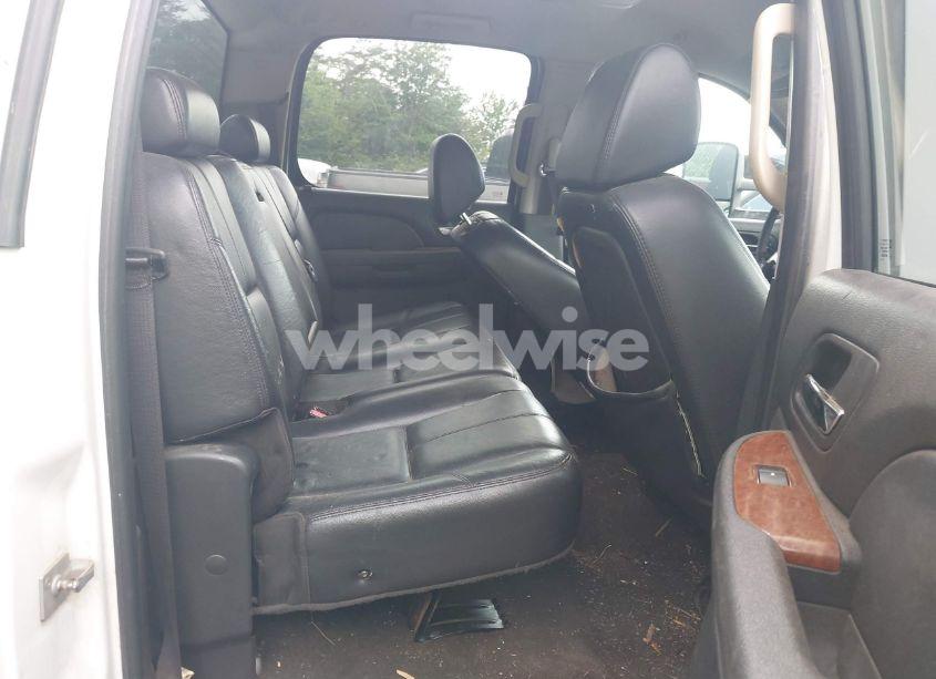 Photo 7 of 2008 Gmc Sierra 3500HD SLT (VIN 1GTJK33648F140707)