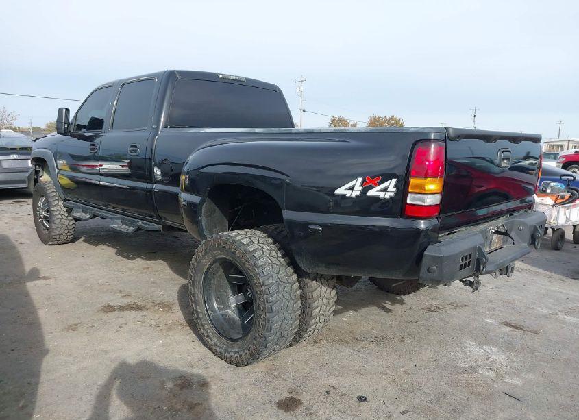 Photo 3 of 2007 Gmc Sierra 3500 CLASSIC SLT (VIN 1GTJK33D27F174478)