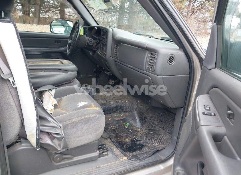 Photo 6 of 2004 Gmc Sierra 3500 SLE (VIN 1GTJK39254E288353)