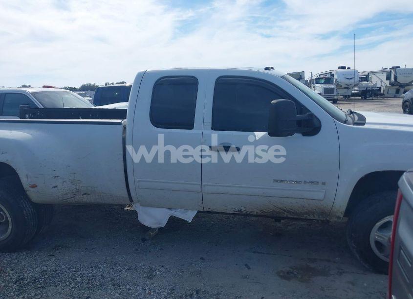 Photo 16 of 2008 Gmc Sierra 3500HD SLE1 (VIN 1GTJK39K78E136175)