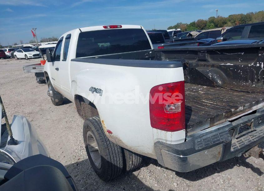 Photo 3 of 2008 Gmc Sierra 3500HD SLE1 (VIN 1GTJK39K78E136175)