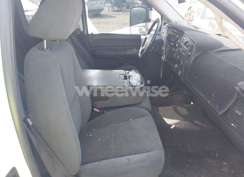 Photo 7 of 2008 Gmc Sierra 3500HD SLE1 (VIN 1GTJK39K78E136175)