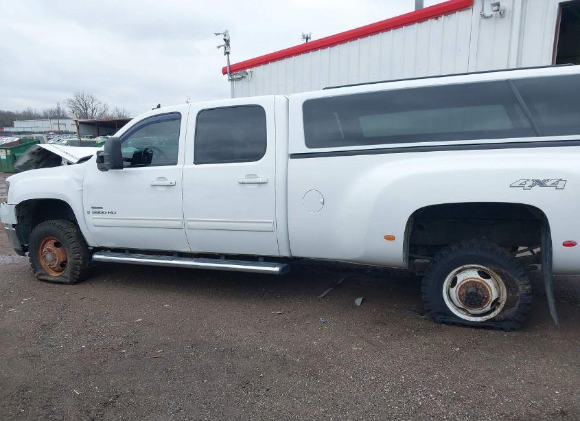 Photo 14 of 2009 Gmc Sierra 3500HD SLT (VIN 1GTJK93689F112610)