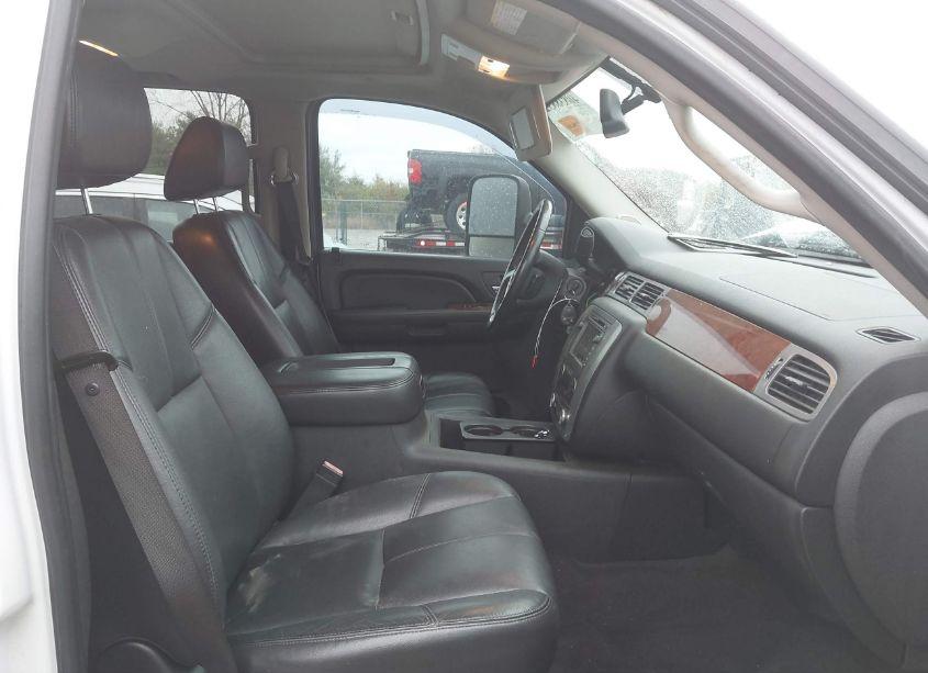 Photo 7 of 2009 Gmc Sierra 3500HD SLT (VIN 1GTJK93689F112610)