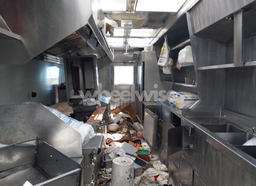 Photo 12 of 1993 Gmc Value VAN P3500 (VIN 1GTKP32K9P3500123)