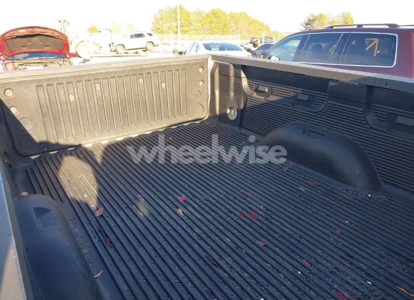 Photo 18 of 2018 Gmc Sierra 1500 (VIN 1GTN1LEC8JZ900701)