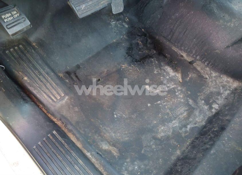 Photo 19 of 2018 Gmc Sierra 1500 (VIN 1GTN1LEC8JZ900701)