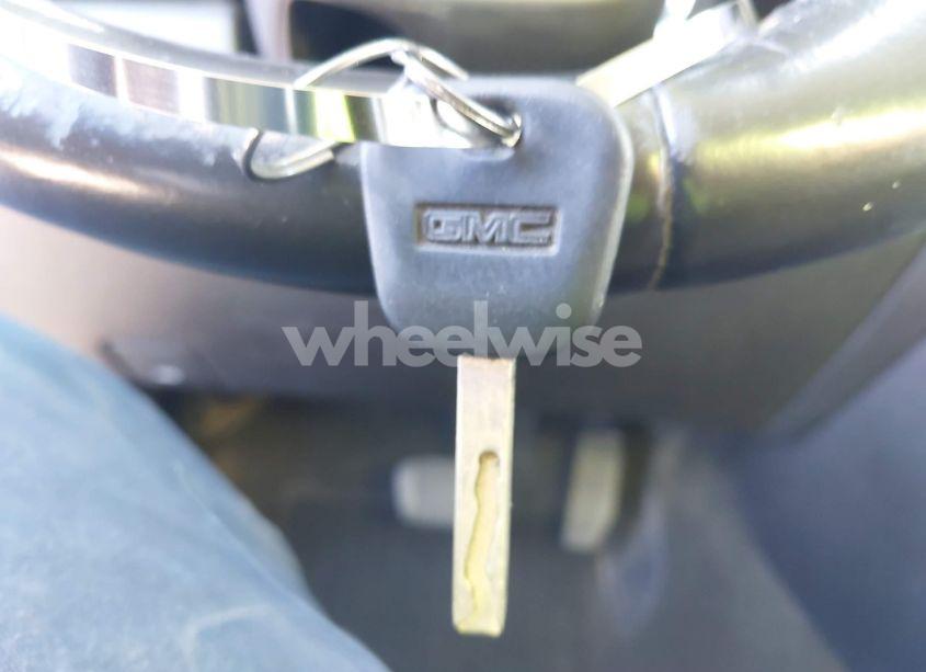 Photo 11 of 2016 Gmc Canyon SLE (VIN 1GTP6CE10G1365458)