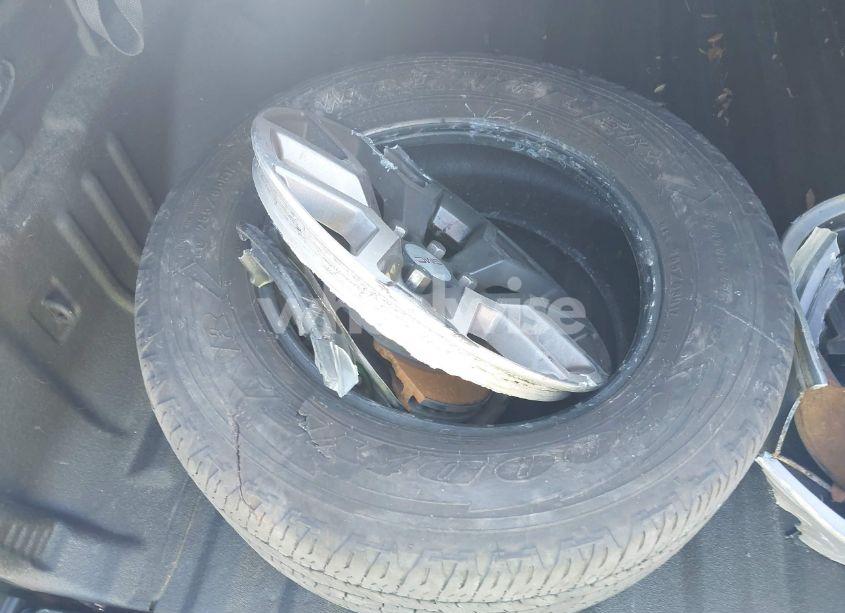 Photo 12 of 2016 Gmc Canyon SLE (VIN 1GTP6CE10G1365458)