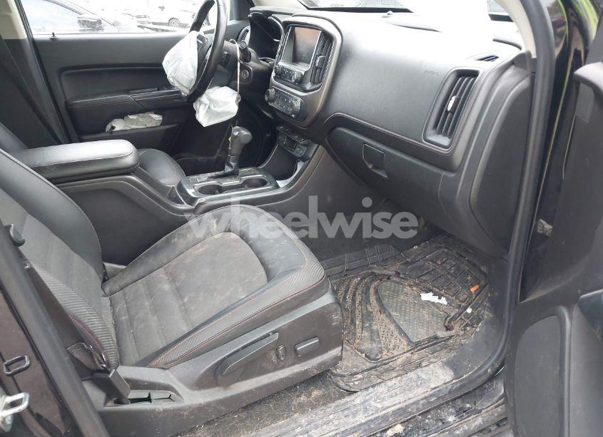 Photo 5 of 2016 Gmc Canyon SLE (VIN 1GTP6CE10G1391204)