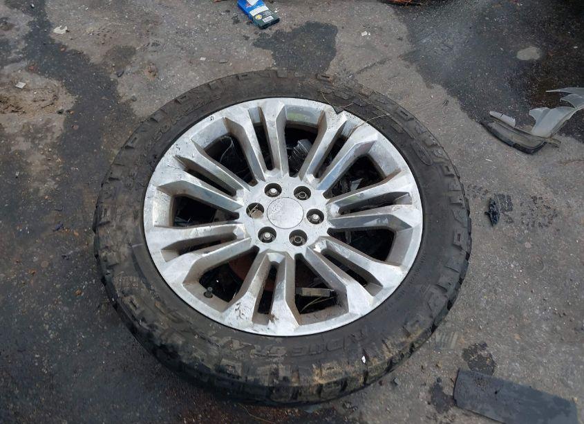 Photo 12 of 2016 Gmc Canyon SLE (VIN 1GTP6CE17G1371967)