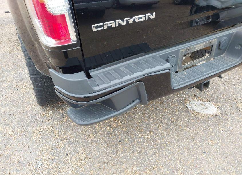 Photo 18 of 2016 Gmc Canyon SLE (VIN 1GTP6CE17G1371967)