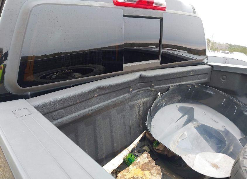 Photo 19 of 2016 Gmc Canyon SLE (VIN 1GTP6CE17G1371967)