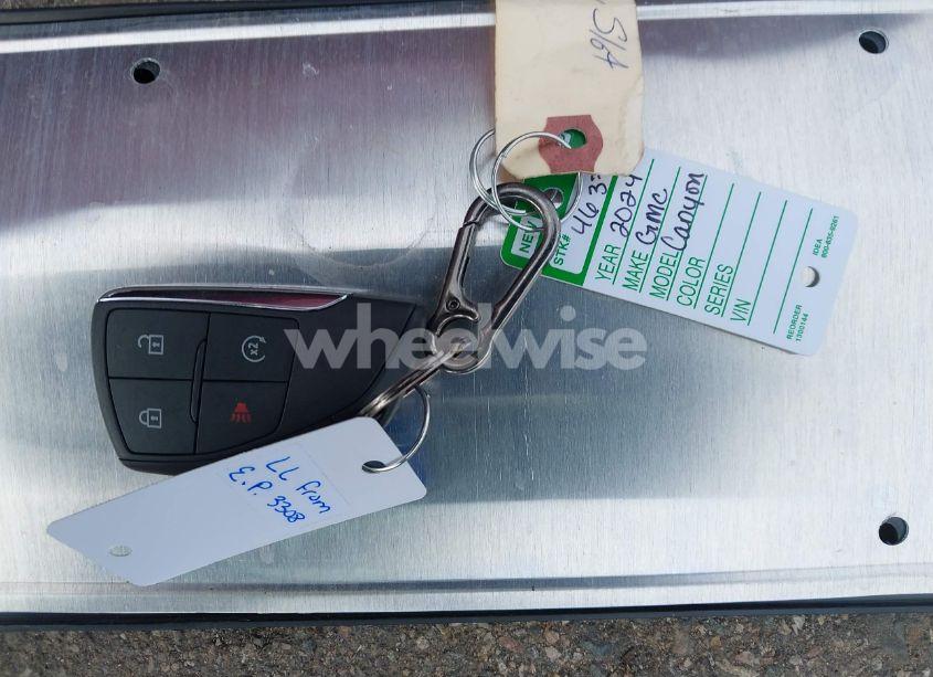 Photo 11 of 2024 Gmc Canyon 4WD AT4 (VIN 1GTP6DEK6R1115207)