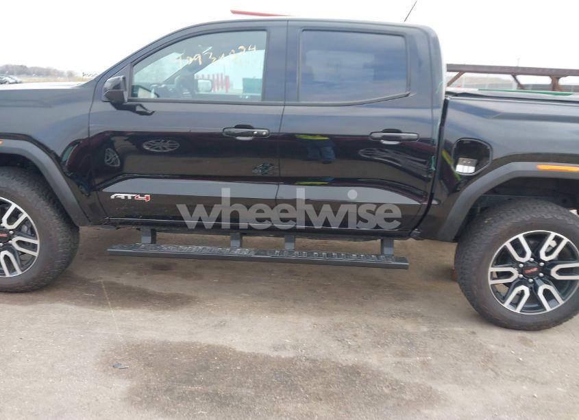 Photo 15 of 2024 Gmc Canyon 4WD AT4 (VIN 1GTP6DEK6R1115207)