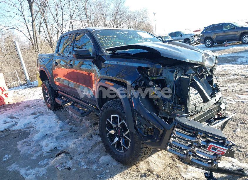 2024 Gmc Canyon 4WD AT4X (VIN 1GTP6EEK7R1222174) main photo