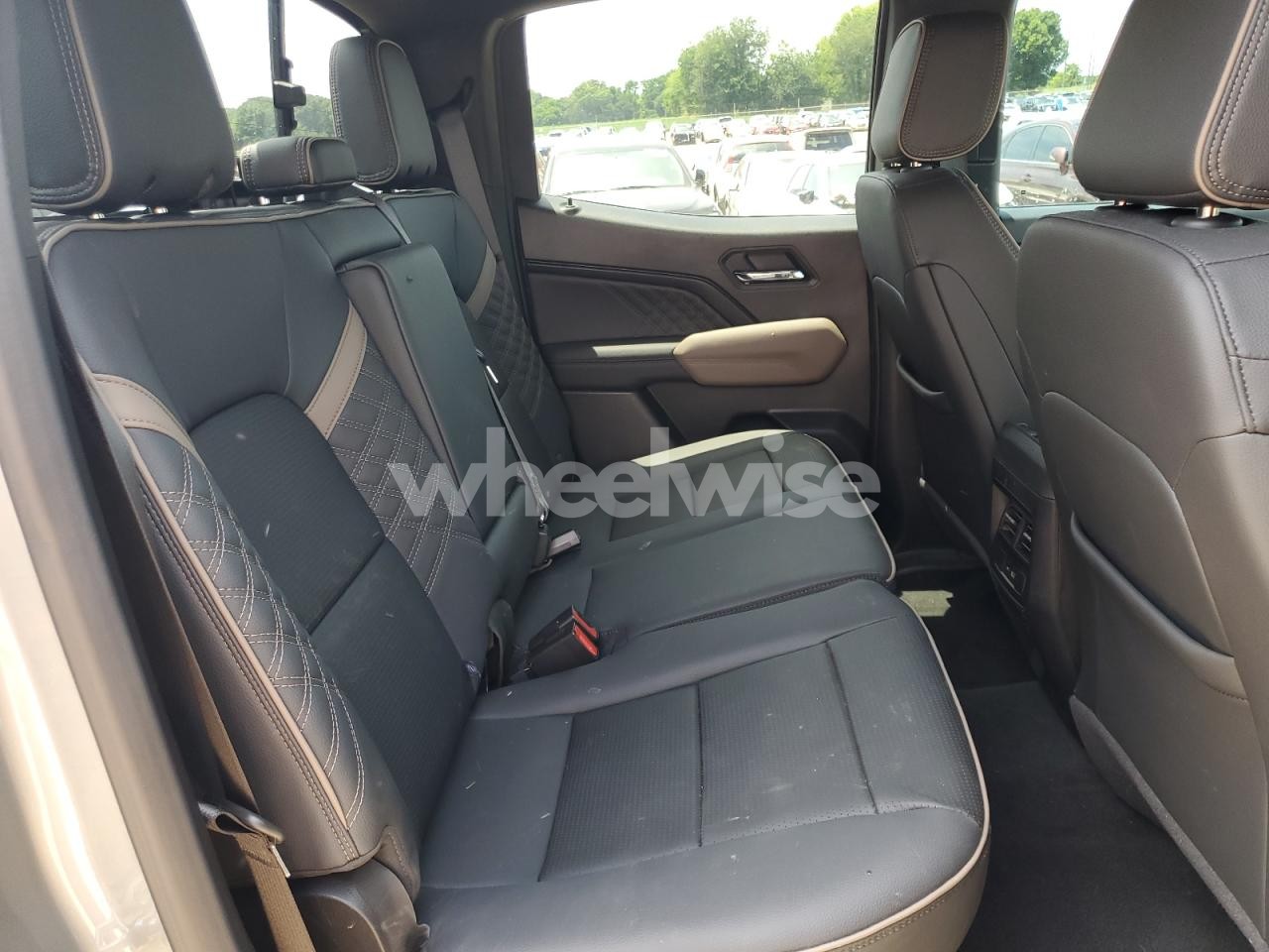 Photo 10 of 2024 GMC CANYON DENALI (VIN 1GTP6FEK0R1232244)