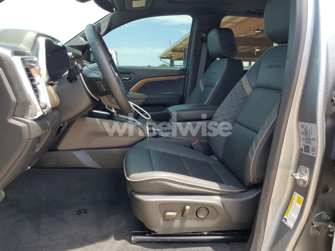 Photo 7 of 2024 GMC CANYON DENALI (VIN 1GTP6FEK0R1232244)