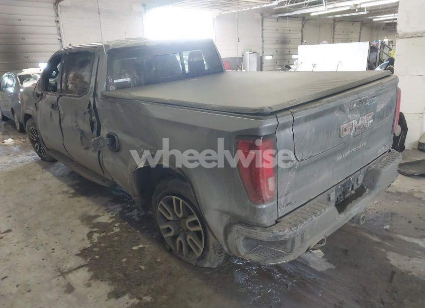 Photo 3 of 2021 Gmc Sierra 1500 4WD SHORT BOX AT4/4WD STANDARD BOX AT4 (VIN 1GTP9EEL6MZ105647)