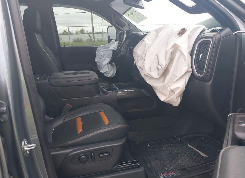 Photo 5 of 2021 Gmc Sierra 1500 4WD SHORT BOX AT4/4WD STANDARD BOX AT4 (VIN 1GTP9EELXMZ182912)