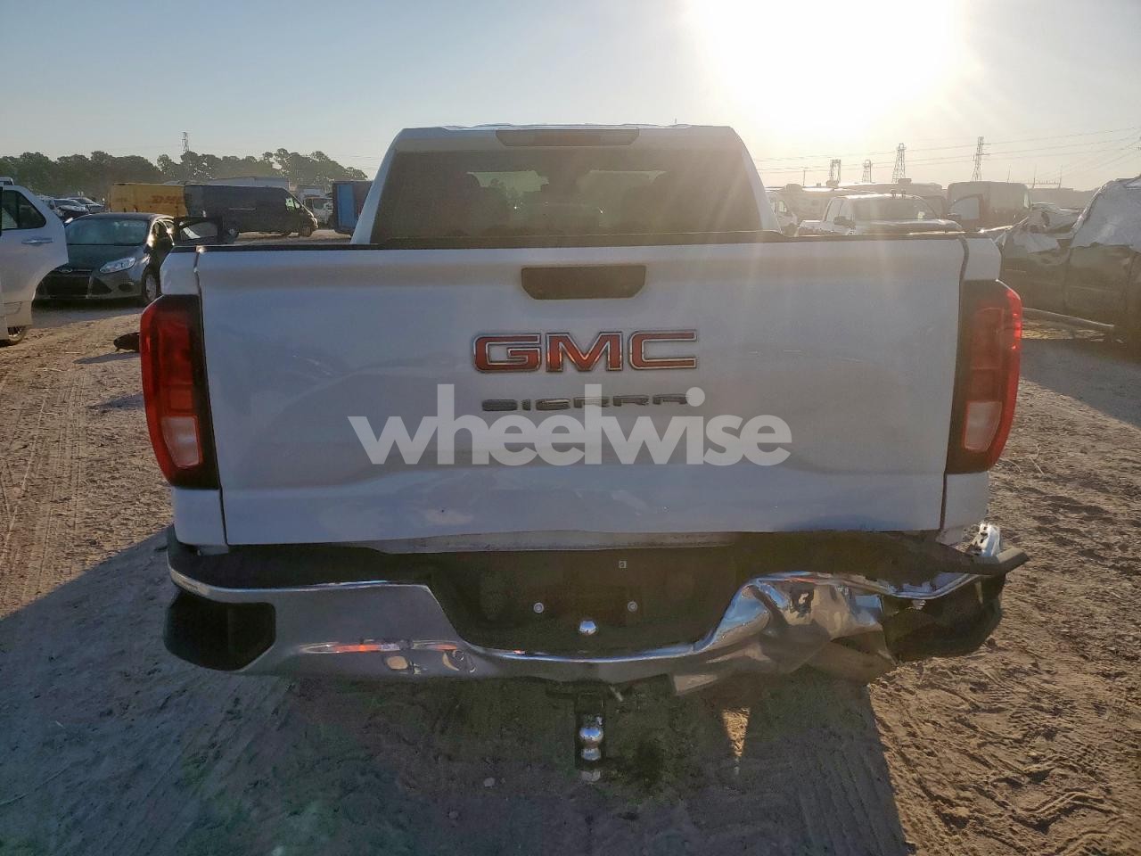Photo 6 of 2022 GMC SIERRA C1500 (VIN 1GTPHAEKXNZ599130)