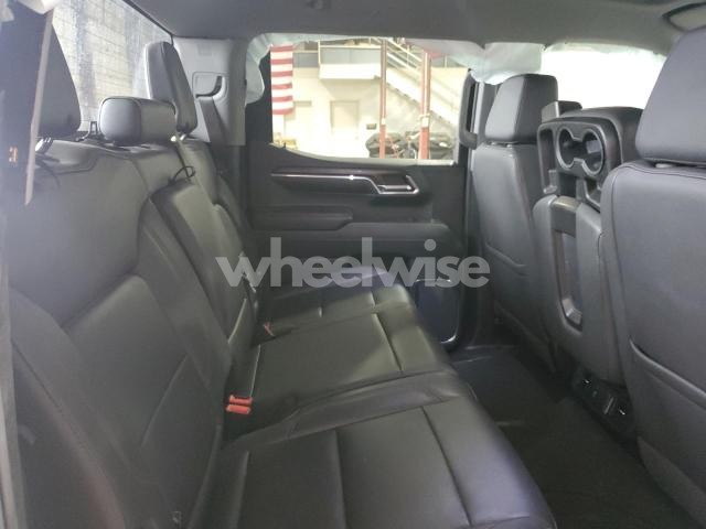 2024 GMC SIERRA C1500 SLT (VIN 1GTPHDED8RZ276512) main photo