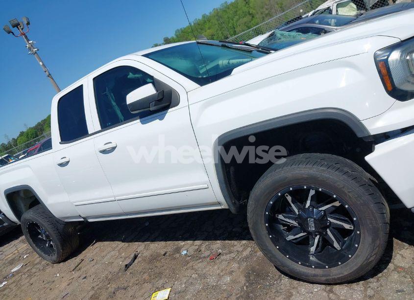 Photo 13 of 2018 Gmc Sierra 1500 (VIN 1GTR1LEC0JZ357894)