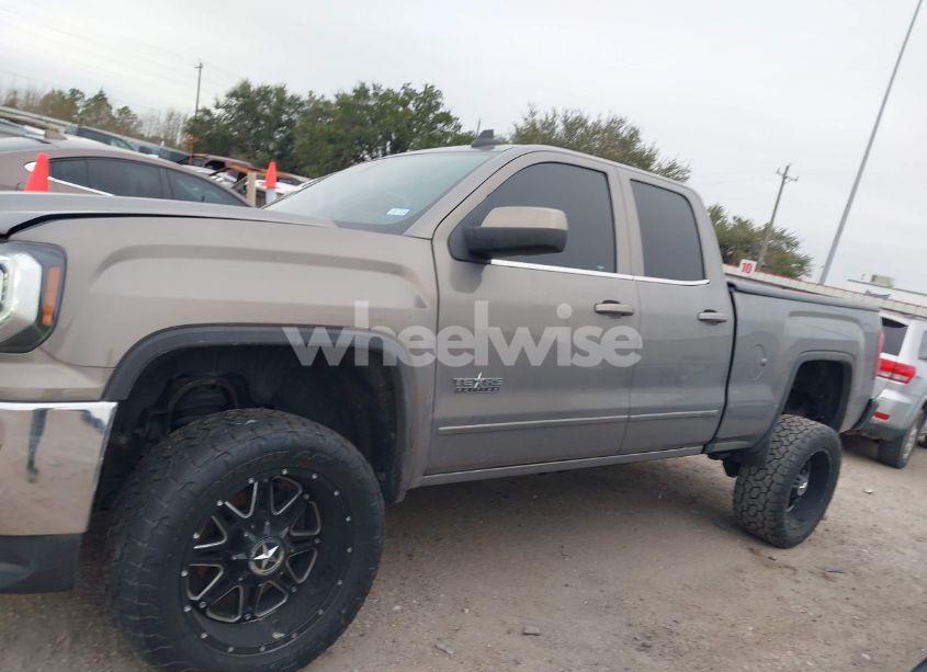 Photo 14 of 2017 Gmc Sierra 1500 SLE (VIN 1GTR1MEC9HZ258782)