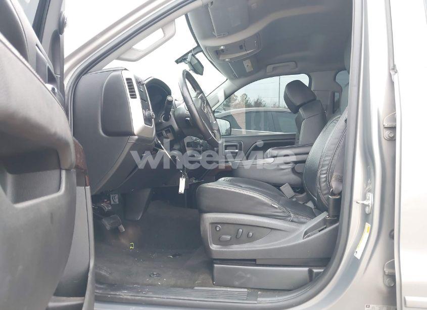 Photo 5 of 2017 Gmc Sierra 1500 SLE (VIN 1GTR1MEC9HZ258782)