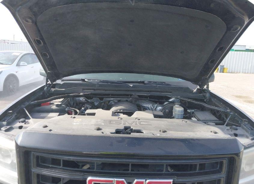 Photo 10 of 2015 Gmc Sierra 1500 (VIN 1GTR1TEC5FZ320413)
