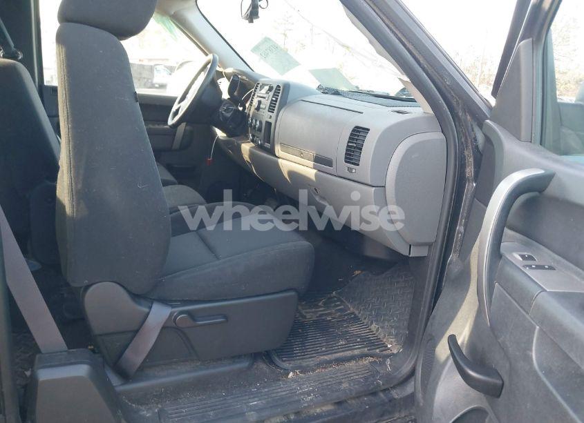 Photo 5 of 2011 Gmc Sierra 1500 SL (VIN 1GTR1UEA4BZ317842)