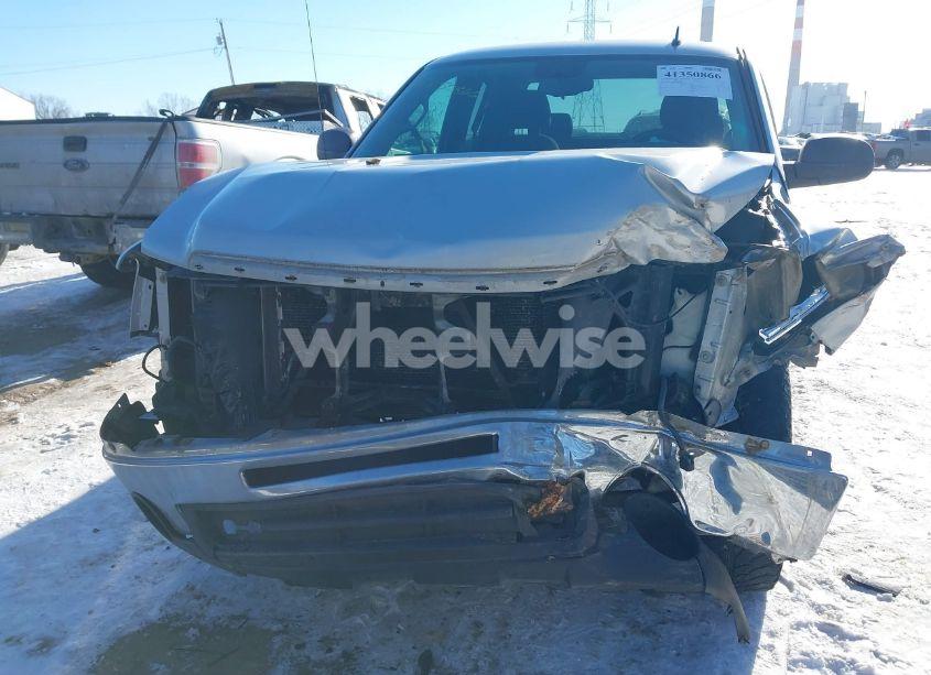 Photo 6 of 2011 Gmc Sierra 1500 SL (VIN 1GTR1UEA5BZ186159)