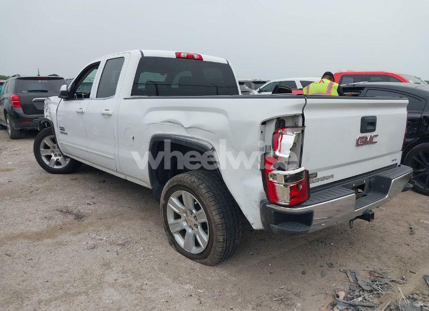 Photo 3 of 2014 Gmc Sierra 1500 SLE (VIN 1GTR1UEC2EZ143730)