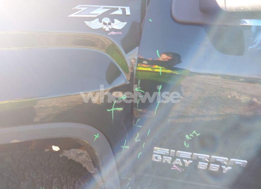 Photo 18 of 2015 Gmc Sierra 1500 SLE (VIN 1GTR1UEC3FZ295341)