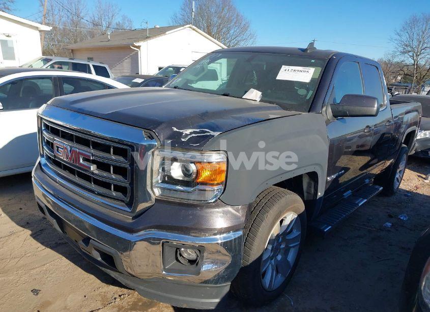 Photo 2 of 2015 Gmc Sierra 1500 SLE (VIN 1GTR1UEC7FZ161240)