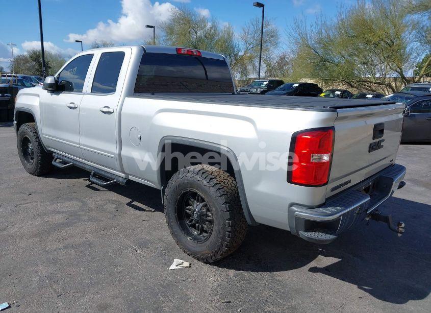 Photo 3 of 2015 Gmc Sierra 1500 SLE (VIN 1GTR1UEH8FZ220470)