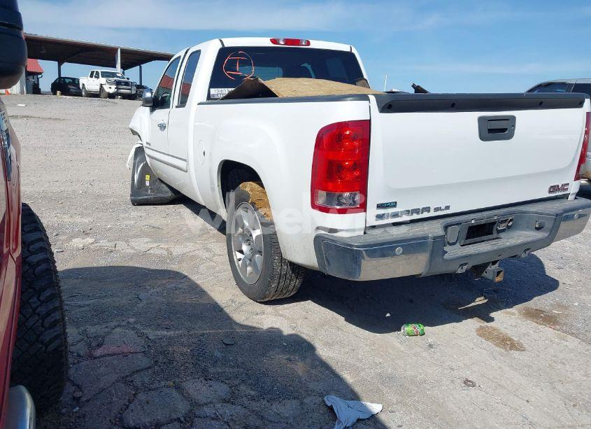 Photo 3 of 2011 Gmc Sierra 1500 SLE (VIN 1GTR1VE01BZ169484)