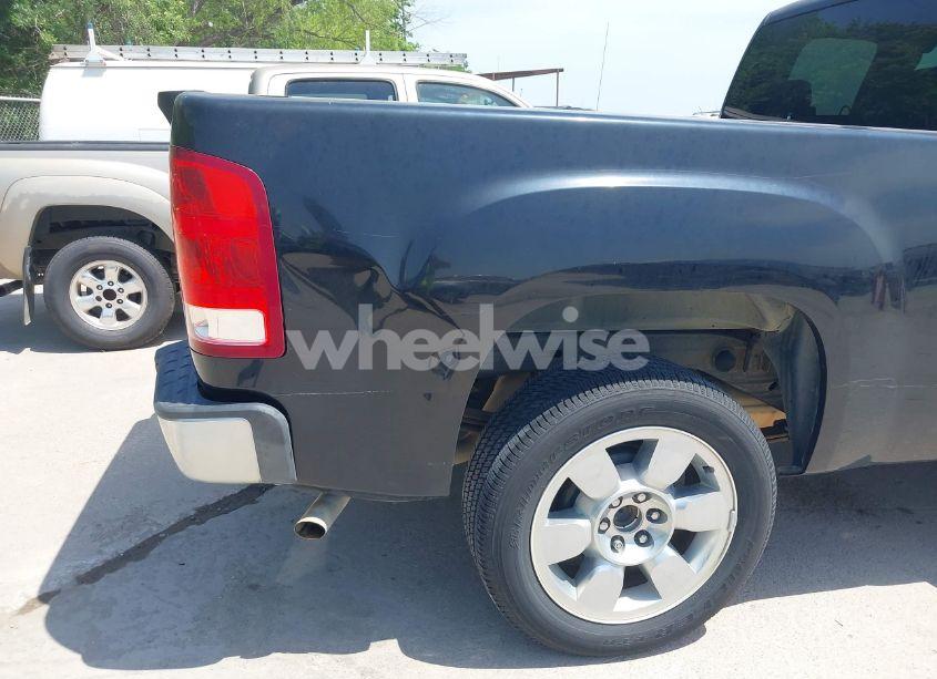 Photo 6 of 2011 Gmc Sierra 1500 SLE (VIN 1GTR1VE03BZ381366)