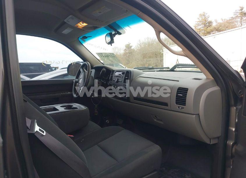 Photo 5 of 2011 Gmc Sierra 1500 SL (VIN 1GTR2UEA1BZ341660)