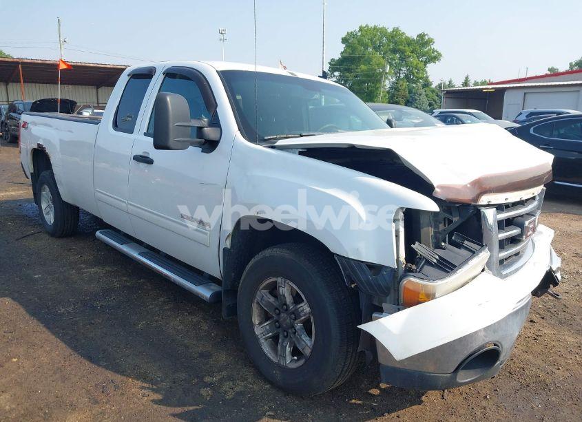 2013 Gmc Sierra 1500 SLE (VIN 1GTR2VE05DZ262055) main photo