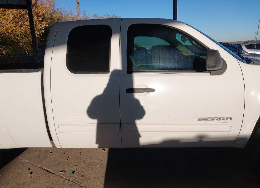 Photo 13 of 2011 Gmc Sierra 1500 SLE (VIN 1GTR2VE31BZ422617)