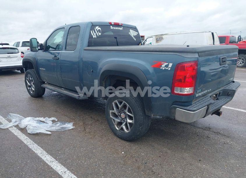 Photo 3 of 2011 Gmc Sierra 1500 SLE (VIN 1GTR2VE33BZ106250)