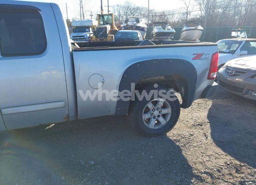Photo 6 of 2011 Gmc Sierra 1500 SLE (VIN 1GTR2VE33BZ111979)