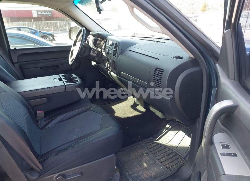 Photo 5 of 2011 Gmc Sierra 1500 (VIN 1GTR2VE33BZ462648)