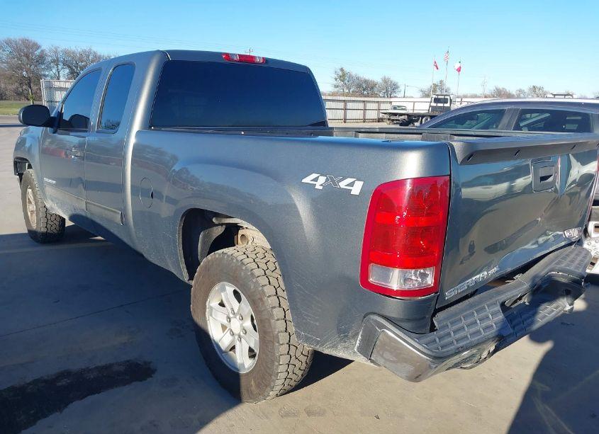 Photo 3 of 2011 Gmc Sierra 1500 SLE (VIN 1GTR2VE35BZ141985)