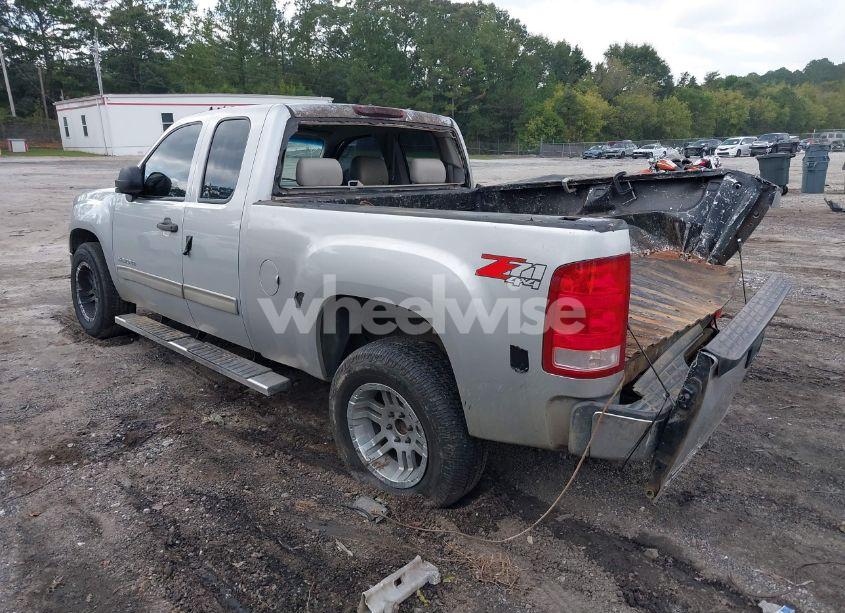 Photo 3 of 2011 Gmc Sierra 1500 SLE (VIN 1GTR2VE36BZ159900)