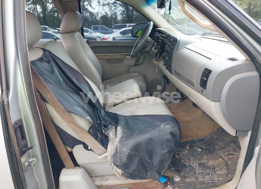 Photo 5 of 2011 Gmc Sierra 1500 SLE (VIN 1GTR2VE36BZ159900)