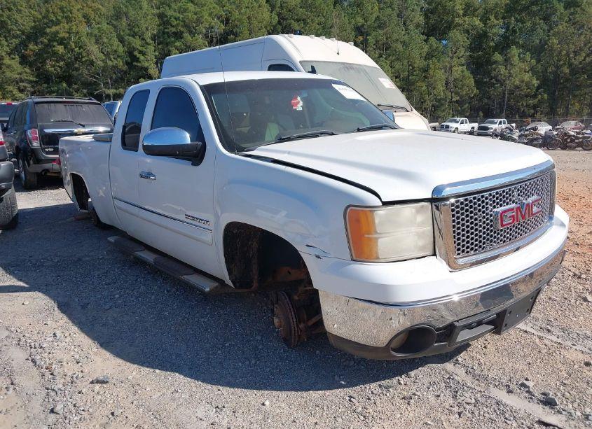 2013 Gmc Sierra 1500 SLE (VIN 1GTR2VE70DZ400758) main photo