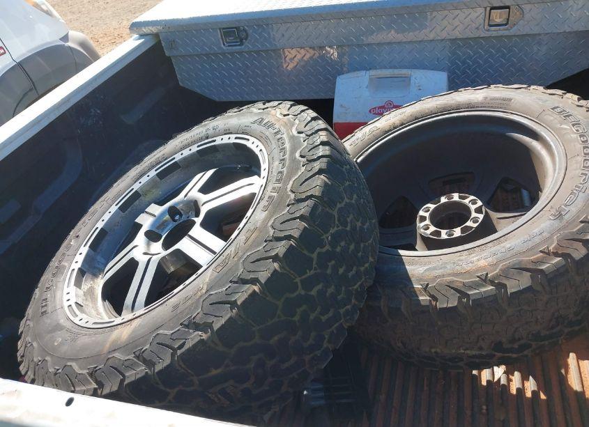 Photo 12 of 2013 Gmc Sierra 1500 SLE (VIN 1GTR2VE70DZ400758)