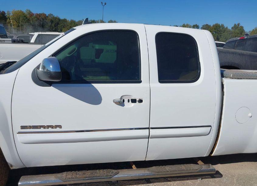 Photo 15 of 2013 Gmc Sierra 1500 SLE (VIN 1GTR2VE70DZ400758)